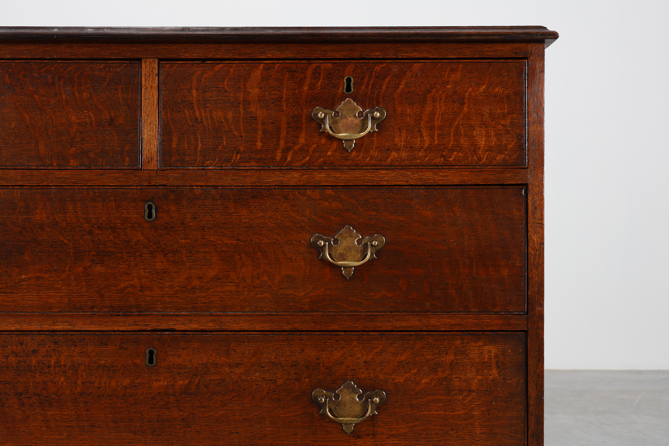 19th Century Georgian Chest of Drawers, United Kingdomthumbnail